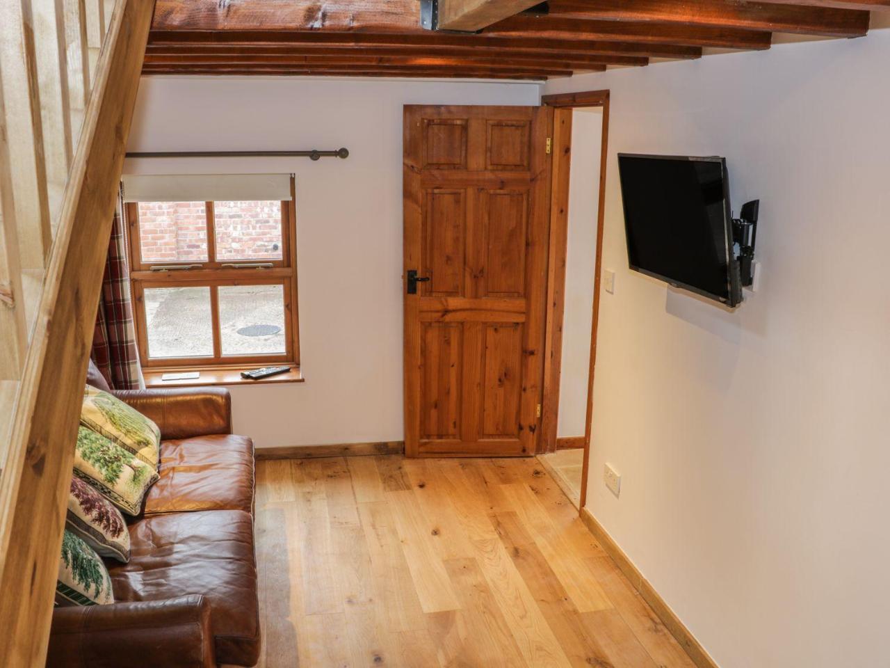 Old Hall Barn 4 チャーチ・ストレットン エクステリア 写真